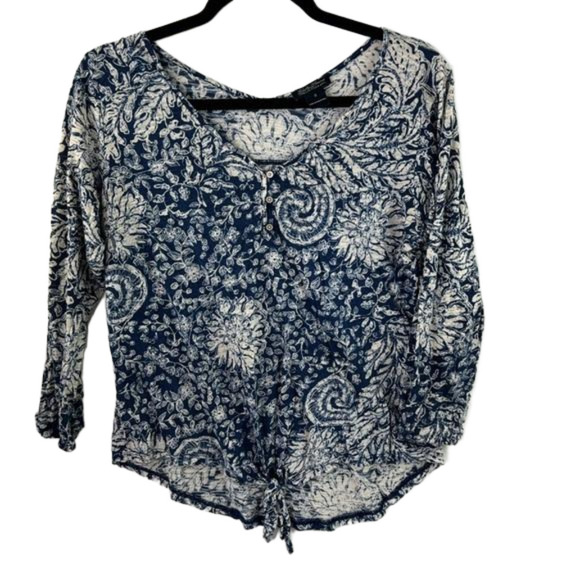 Lucky Brand Blue & White ¾ sleeve Peasant Top - Picture 1 of 9